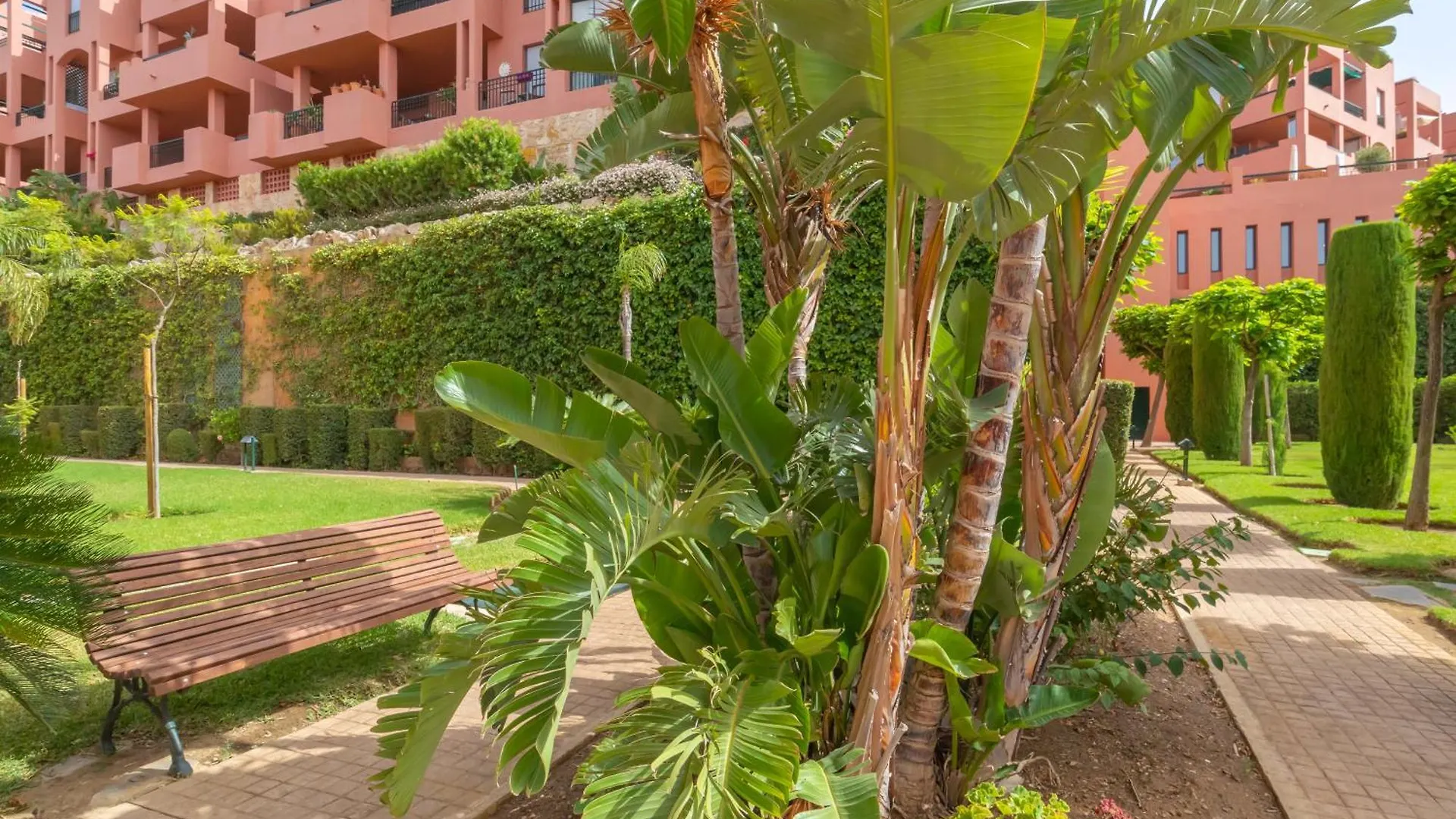 Calma Cascada Seaview Apartment Sitio de Calahonda Spain